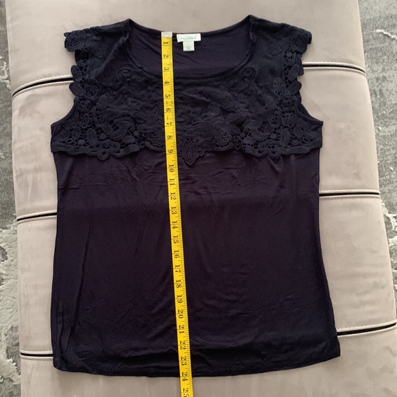 NEW Sundance Navy Elegance Lace Tee size L - Picture 6 of 8